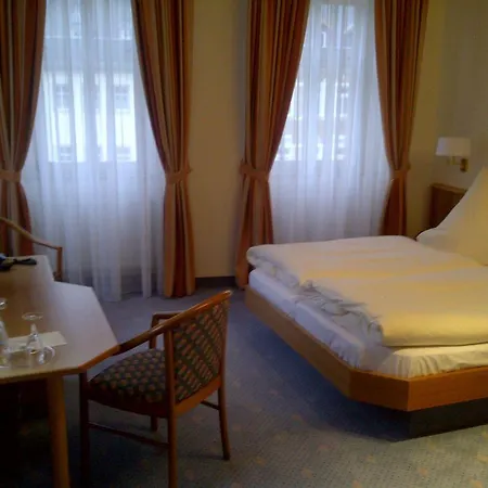 Goldener Loewe 2* Waldheim