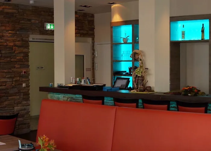 فندق Goldener Loewe 2*